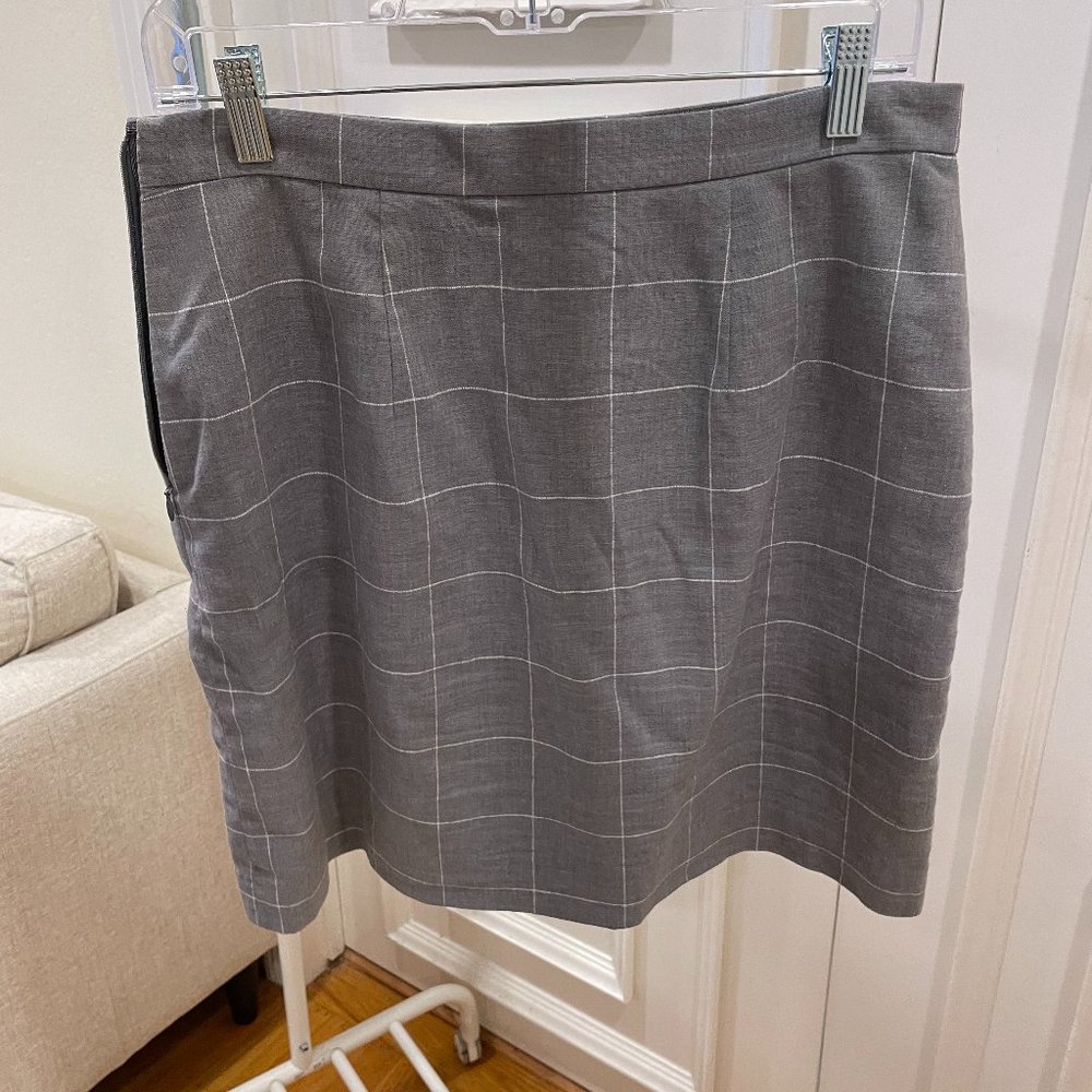 Ann Taylor Grey Mini Skirt (Retail: $98)
